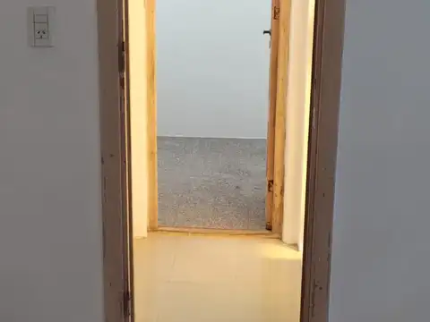 ALQUILO PH MONOAMBIENTE - LUMINOSO - PATIO 20  METROS - COCINA INDEPENDIENTE-  TODO ELECTRICO " EXCELENTE UBICACION"