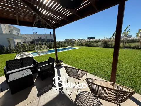Casa en Venta en San Sebastian, USD 249.000
