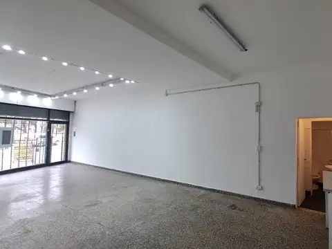 Av. Rivadavia 200