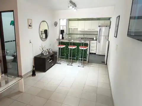 Depto Tipo Casa 2 ambientes con 1 baño