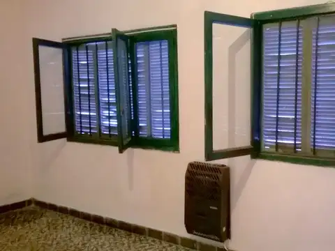 Depto Tipo Casa en Venta en Barrio Industrial, USD 59.000