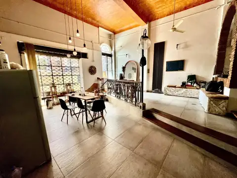 Casa 5 ambientes con 5 baños