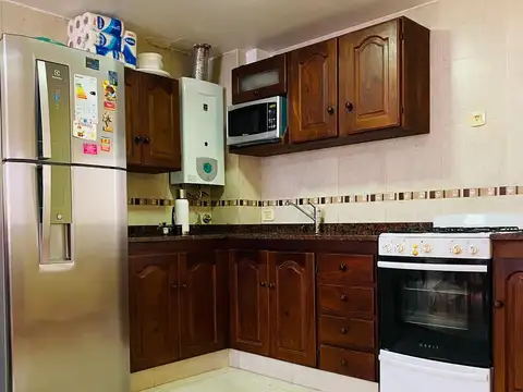 Carlos Calvo al 4063