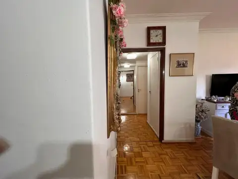 Departamento 4 ambientes con 2 baños