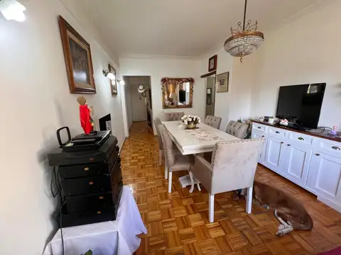 VENTA HERMOSO DEPTO  4 AMBIENTES CON BALCON  AL COTRAFRENTE
