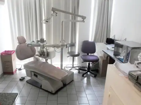 uzal 3400 entre San Lorenzo y Acassuso