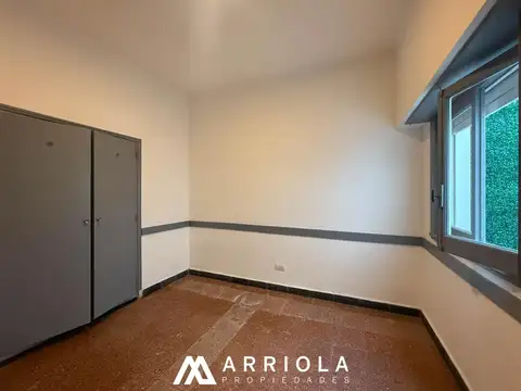 Depto Tipo Casa en Venta 80 años
