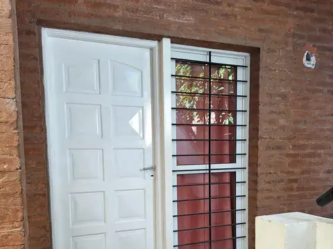 Departamento 2 dormitorios en planta baja