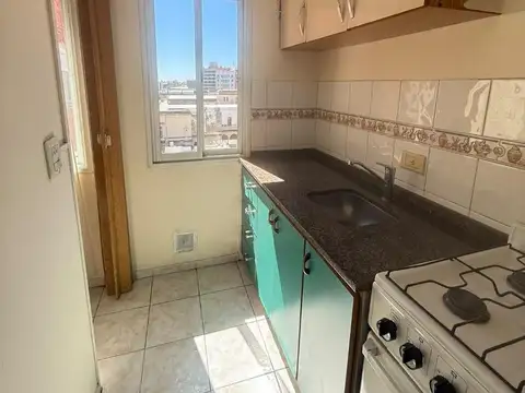 Av. Vélez Sarsfield 600