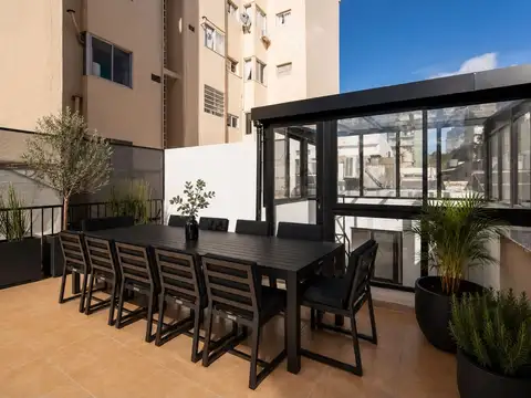 Depto Tipo Casa 4 ambientes con 4 baños
