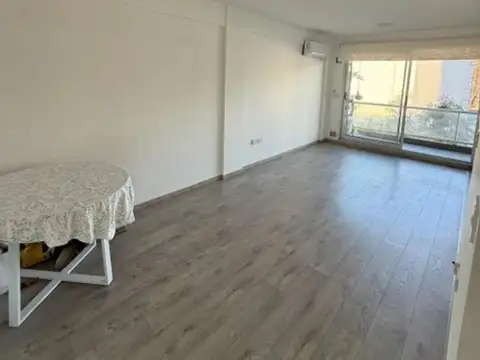 Venta. Monoambiente. Behring 2500. Parque Chas.