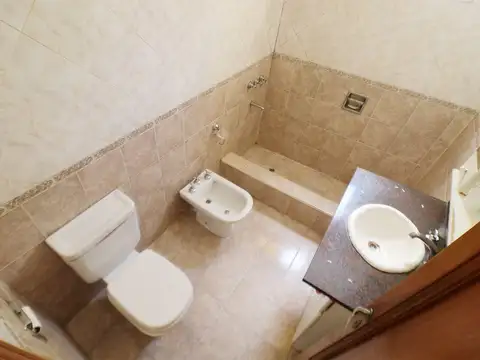 Depto Tipo Casa 3 ambientes con 1 baño