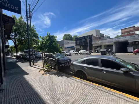 Local en Venta en Flores, USD 350.000