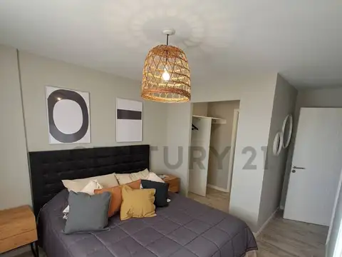1 Dor con balcón, Housing con seguridad. Financiación.