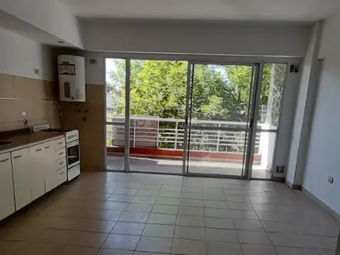 Depto. 2 ambientes c/ balcon