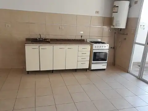 Departamento en Alquiler en Villa Luro, $ 380.000