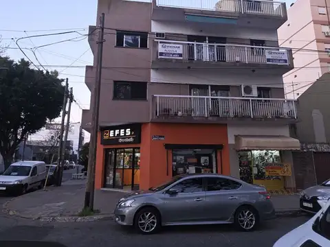 Departamento - Alquiler - Argentina, Lanús - PASO DE BURGOS 644
