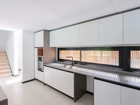 Departamento 3 ambientes con 3 baños