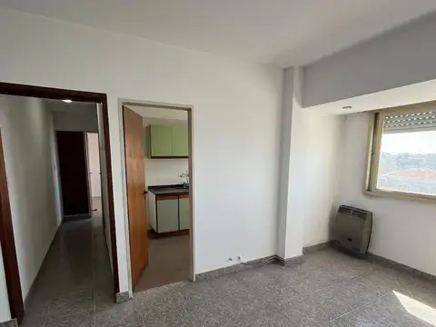 Departamento en alquiler 2 ambientes, edificio con ascensor y terraza común - Lomas del Mirador