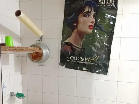 Excelente Local A Mts De Av. San Juan, Boedo