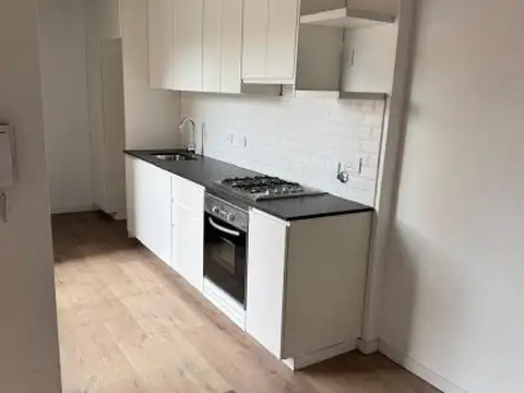 SALTA 3187 , Piso 1