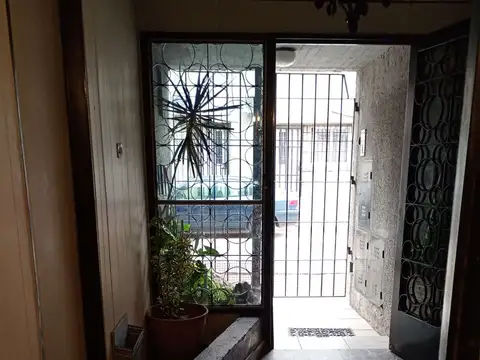 Depto Tipo Casa en Venta de 2 ambientes