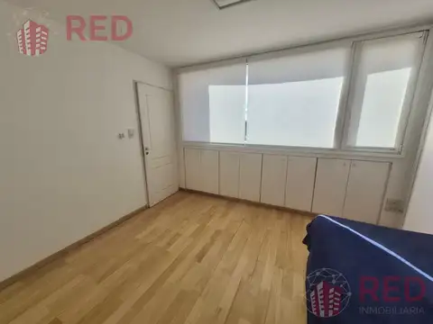 Depto Tipo Casa 4 ambientes con 2 baños