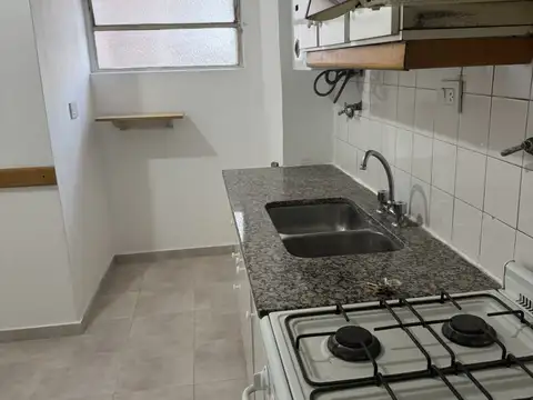 Departamento 5 ambientes con 1 baño