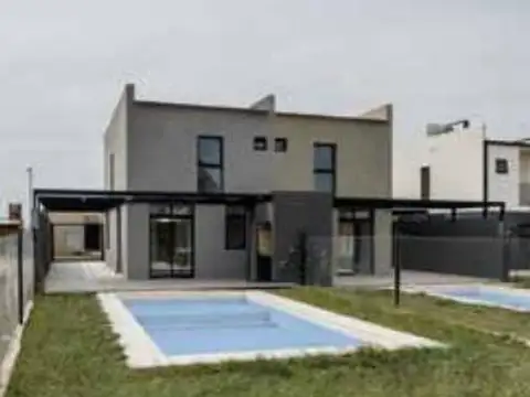 Casa en Venta en Funes Norte, USD 100.000