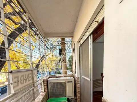 DEPARTAMENTO 1 DORMITORIO + BALCÓN EN VENTA! A METROS DE AV. PELLEGRINI