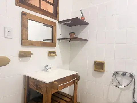 galpon con vivienda al frente para uso como oficina, en venta y alquiler en tigre