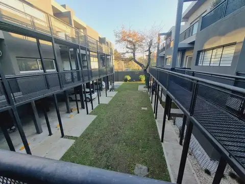 Departamento 4 ambientes con balcón Terraza