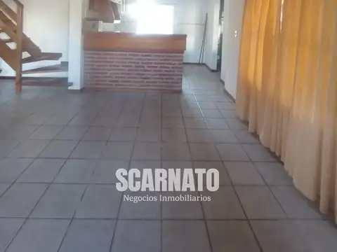 Casa en Alquiler de 4 dormitorios