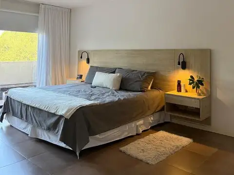 Casa 5 ambientes con 4 baños