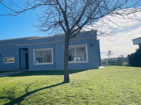 Casa en Alquiler de 3 dormitorios