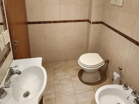 Departamento en Alquiler con 1 cocheras