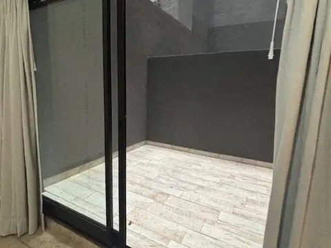 MONOAMBIENTE A ESTRENAR CON PATIO