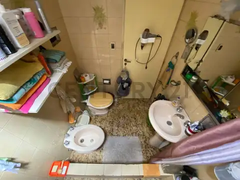 Chalet en esquina 5 amb en Banfield | 279 m² | Patio + parrilla + cochera | Apto crédito