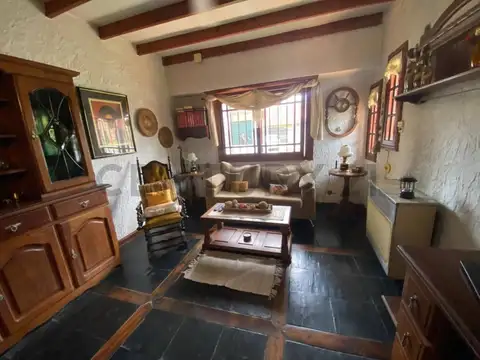 gallo 2300, Piso 0