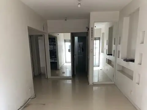 Azcuenaga 1541  5° A