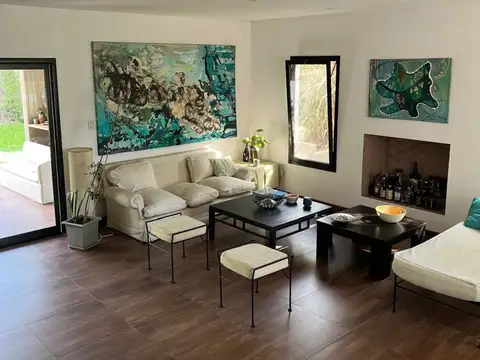 Casa en Venta en Sausalito, USD 320.000