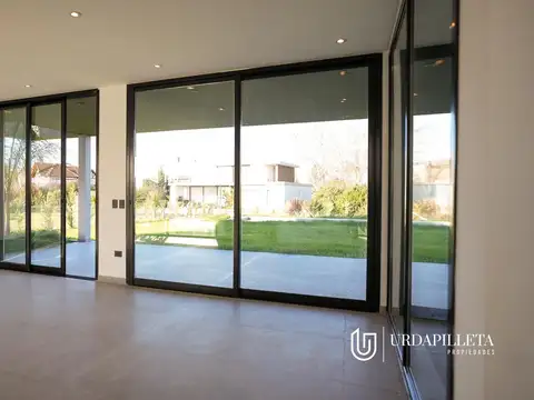 Casa en Alquiler 1 año