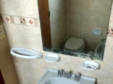 Departamento en Alquiler en Monte Castro, $ 700.000