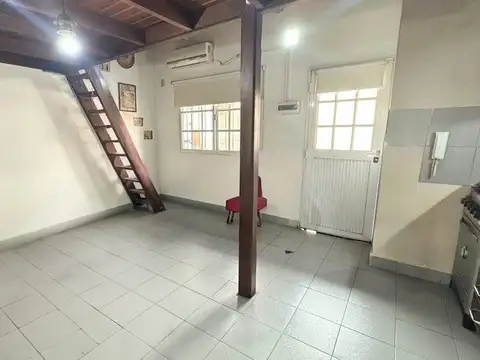Depto Tipo Casa en Venta de 1 dormitorio