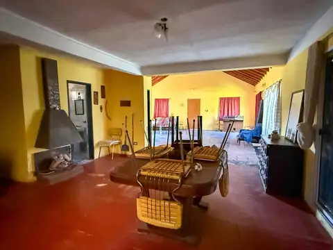 Casa Chalet  en Venta en Comarca del Sol, Exaltación de la Cruz, G.B.A. Zona Norte