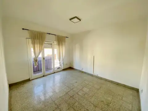 Depto Tipo Casa en Venta de 2 ambientes