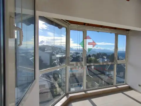 Venta de Departamento céntrico, muy amplio, luminoso y con hermosa vista!