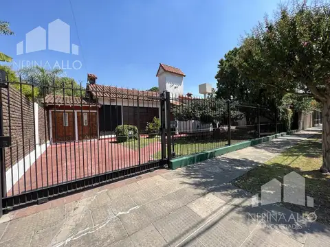 VENTA CASA TERRENO 4 AMBIENTES ITUZAINGO NORTE