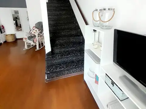 Depto Tipo Casa 4 ambientes con 1 baño