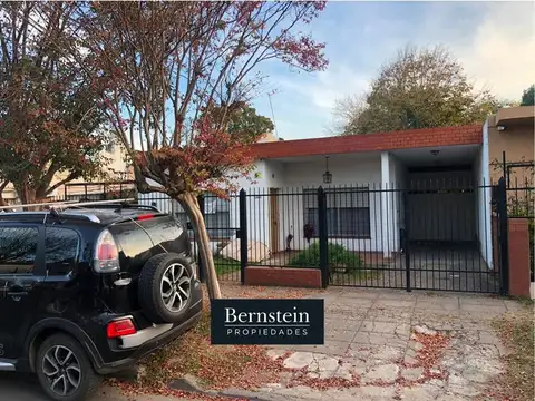 CASA EN VENTA 3 AMBIENTES ITUZAINGO SUR